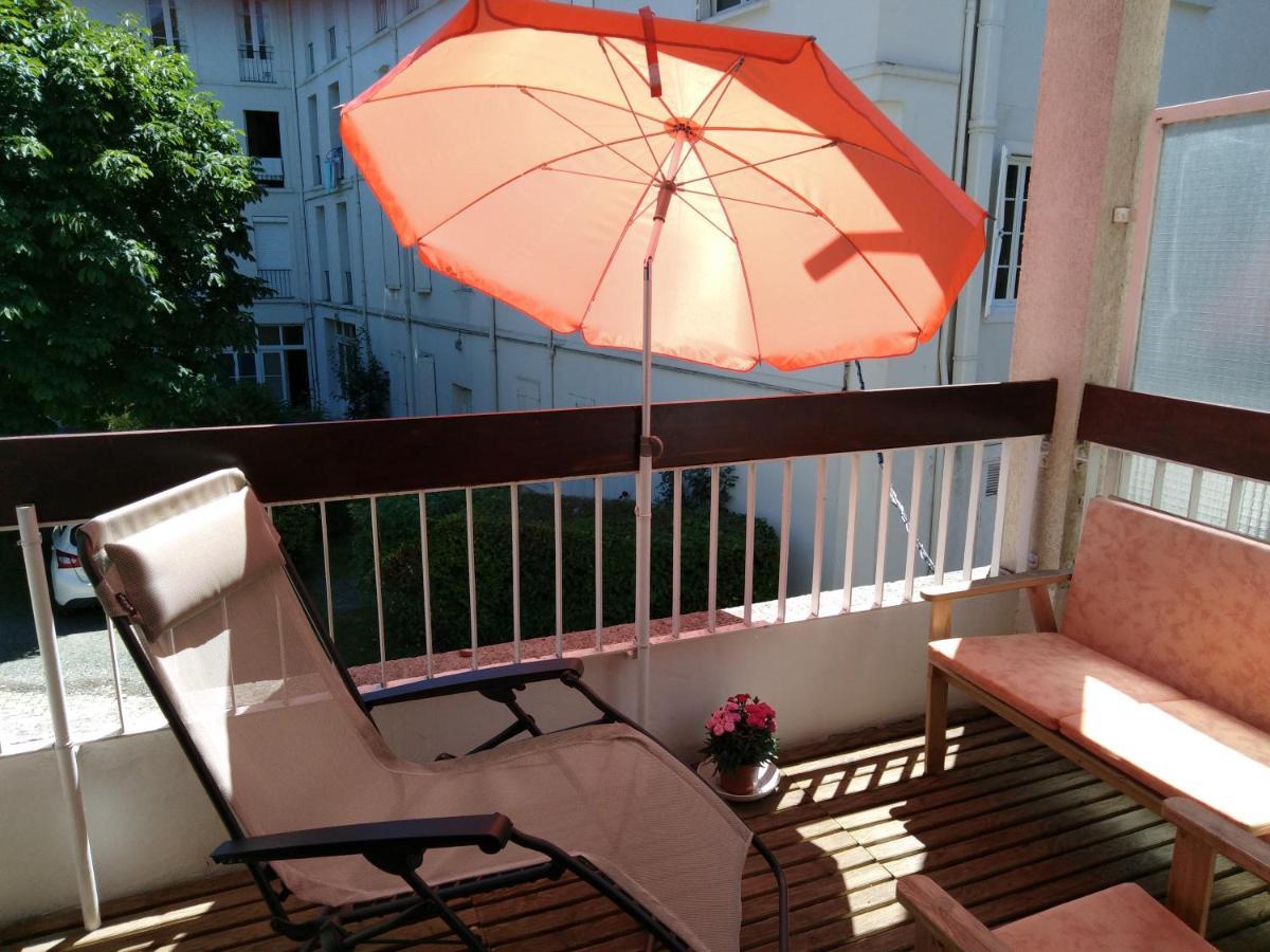 Le Pardeilhan Appt Chaleureux, Lumineux Avec Terrasse Et Parking En Coeur De Ville Bagnères-de-Luchon Eksteriør billede