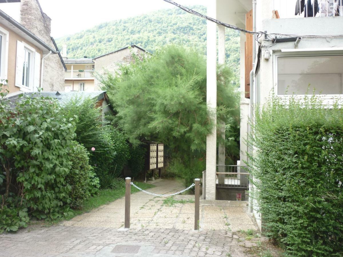Le Pardeilhan Appt Chaleureux, Lumineux Avec Terrasse Et Parking En Coeur De Ville Bagnères-de-Luchon Eksteriør billede
